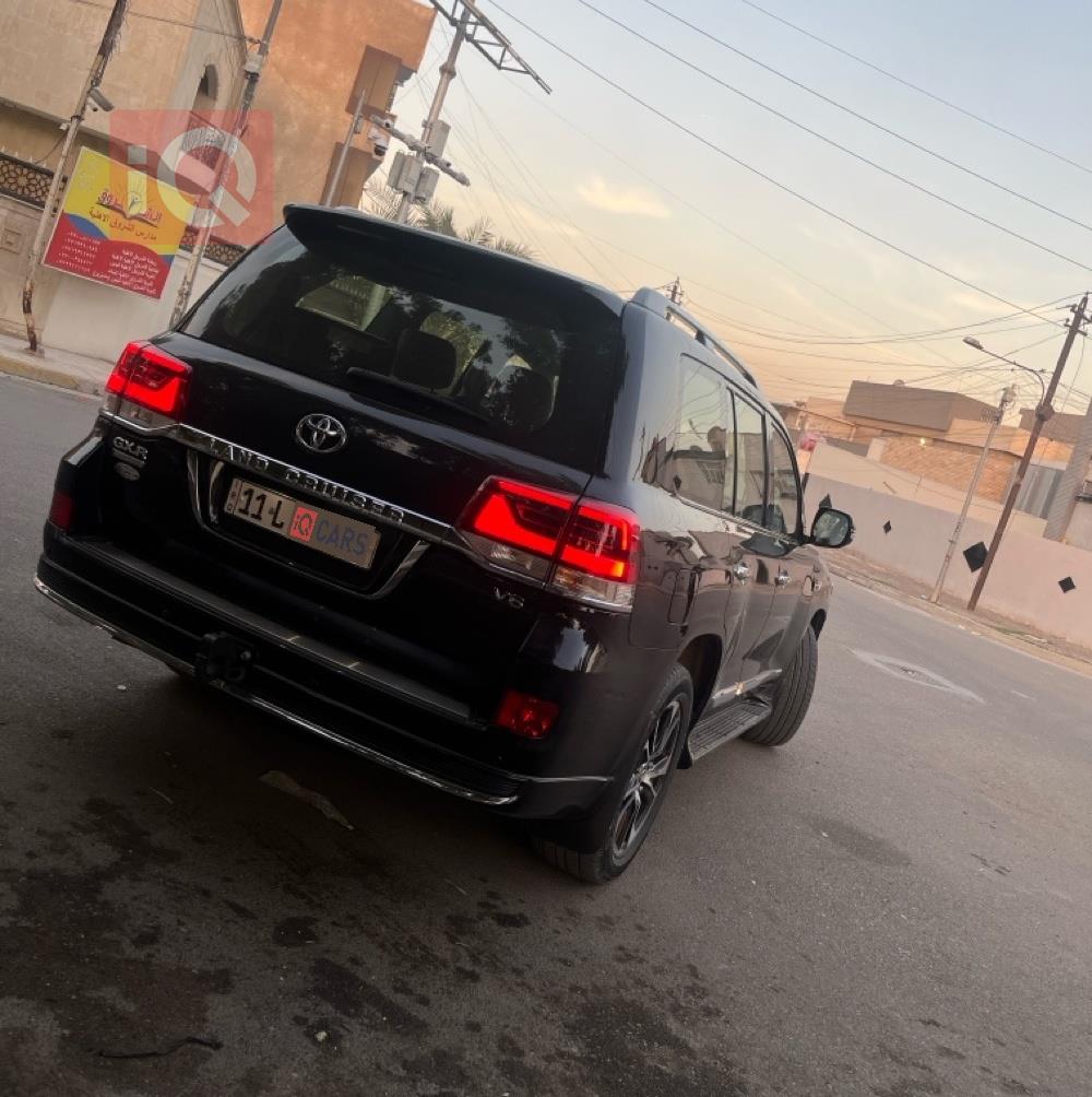 تويوتا لاندكروزر